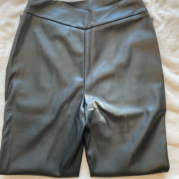 BRAND NEW ASOS HOURGLASS PINTUCK LEATHER LOOK TROUSER - Picture 5 of 5